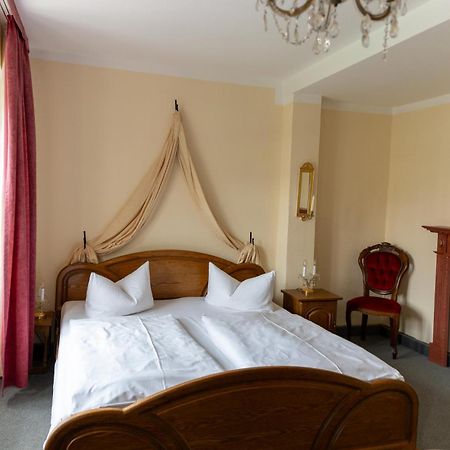 Hotel Anker Saalfeld Saale エクステリア 写真