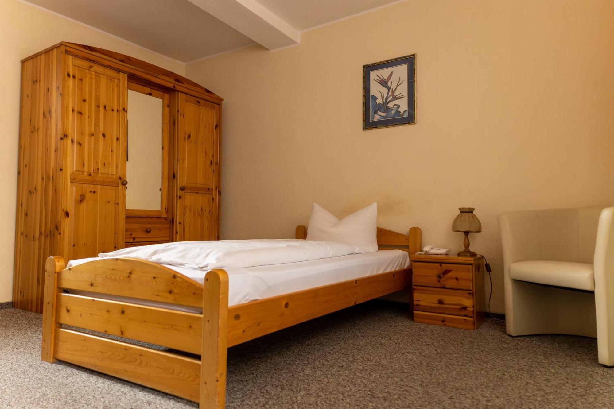 Hotel Anker Saalfeld Saale エクステリア 写真