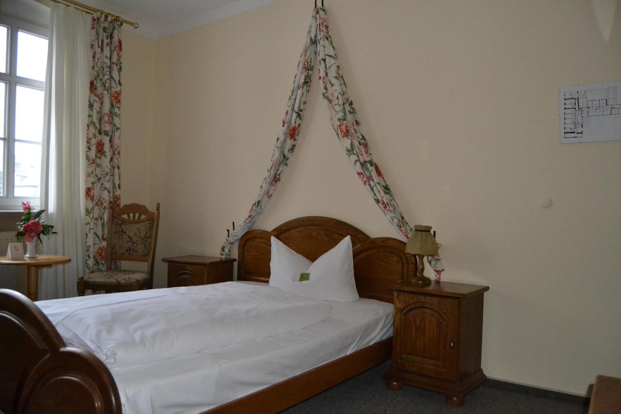 Hotel Anker Saalfeld Saale 部屋 写真