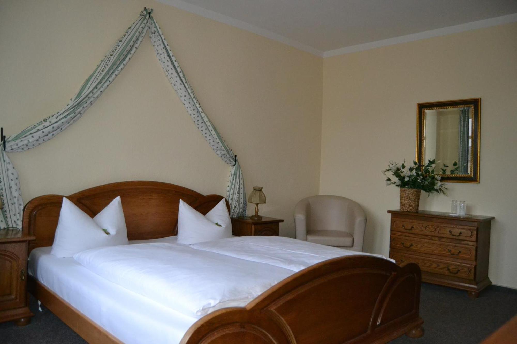 Hotel Anker Saalfeld Saale 部屋 写真